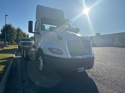 International LT625 Day Cab Truck - 430HP, 10 Speed Automatic