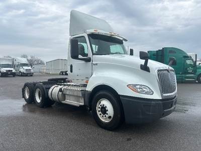 International LT625 Day Cab Truck - 430HP, 10 Speed Automatic