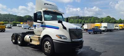 International LT625 Day Cab Truck - 430HP, 10 Speed Automatic
