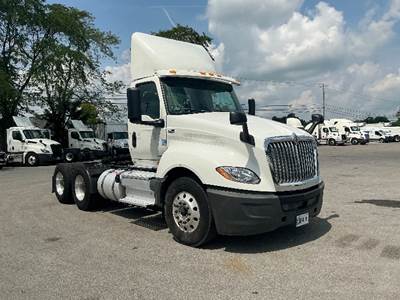 International LT625 Day Cab Truck - 430HP, 10 Speed Automatic