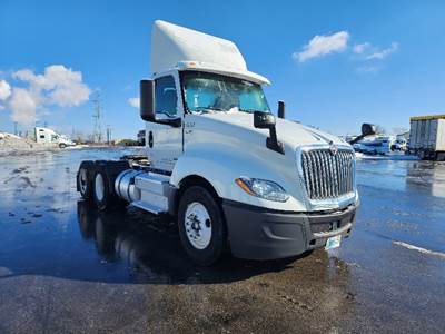 International LT625 Day Cab Truck - 430HP, 10 Speed Automatic