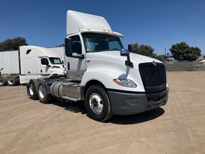 International LT625 Day Cab Truck - 430HP, 10 Speed Automatic