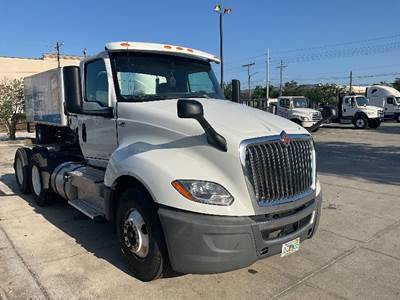 International LT625 Day Cab Truck - 430HP, 10 Speed Automatic