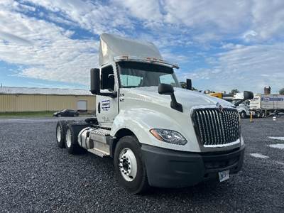 International LT625 Day Cab Truck - 430HP, 10 Speed Automatic