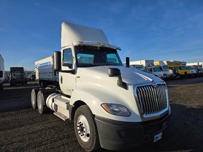 International LT625 Day Cab Truck - 430HP, 10 Speed Automatic