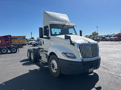 International LT625 Day Cab Truck - 430HP, 10 Speed Automatic