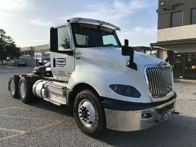 International LT625 Day Cab Truck - 430HP, 10 Speed Automatic