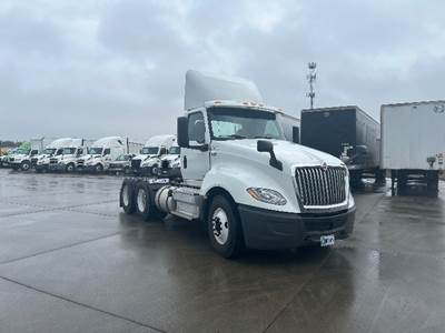 International LT625 Day Cab Truck - 430HP, 10 Speed Automatic