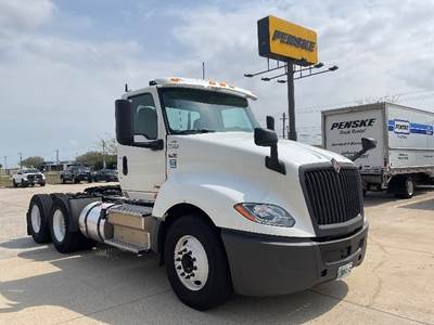 International LT625 Day Cab Truck - 430HP, 12 Speed Automatic