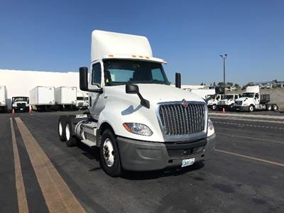 International LT625 Day Cab Truck - 430HP, 10 Speed Automatic