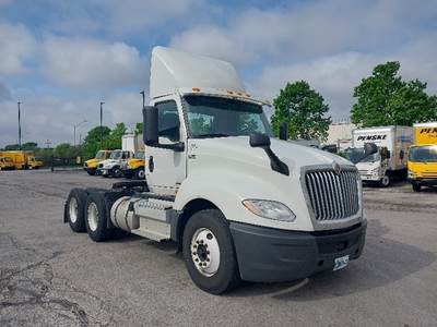 International LT625 Day Cab Truck - 430HP, 10 Speed Automatic