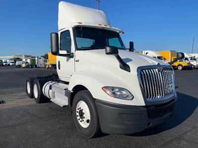 International LT625 Day Cab Truck - 430HP, 10 Speed Automatic
