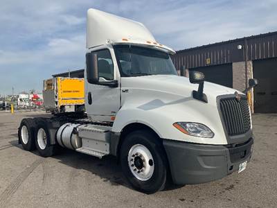 International LT625 Day Cab Truck - 430HP, 12 Speed Automatic
