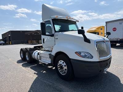 International LT625 Day Cab Truck - 430HP, 10 Speed Automatic