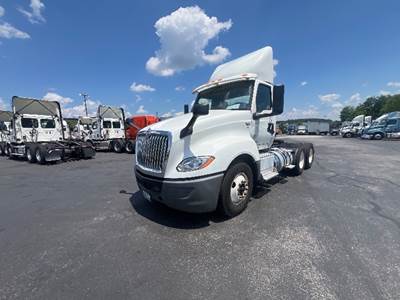 International LT625 Day Cab Truck - 430HP, 10 Speed Automatic