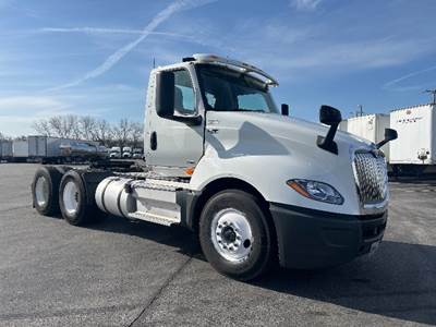 International LT625 Day Cab Truck - 430HP, 10 Speed Automatic