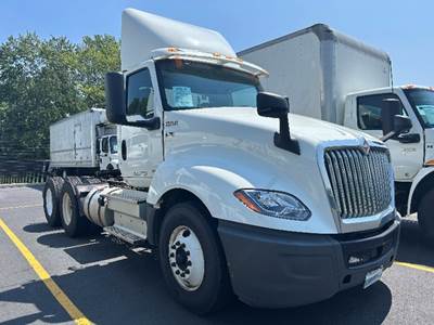 International LT625 Day Cab Truck - 430HP, 10 Speed Automatic