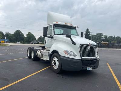 International LT625 Day Cab Truck - 430HP, 10 Speed Automatic