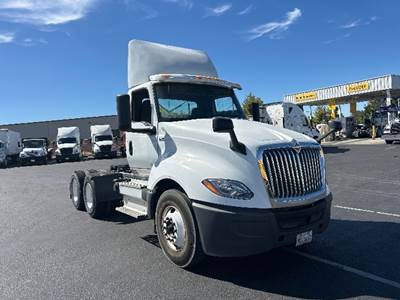 International LT625 Day Cab Truck - 430HP, 10 Speed Automatic