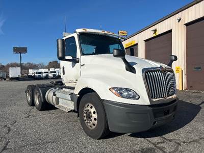 International LT625 Day Cab Truck - 430HP, 12 Speed Automatic