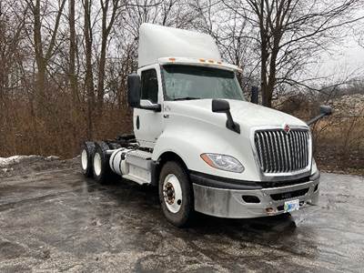 International LT625 Day Cab Truck - 430HP, 12 Speed Automatic