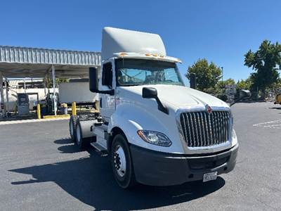 International LT625 Day Cab Truck - 430HP, 10 Speed Automatic
