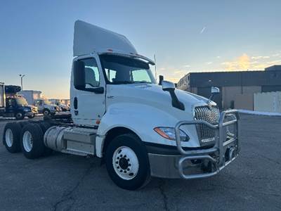 International LT625 Day Cab Truck - Cummins 450HP, 12 Speed Automatic
