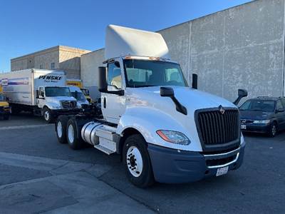 International LT625 Day Cab Truck - 430HP, 10 Speed Manual