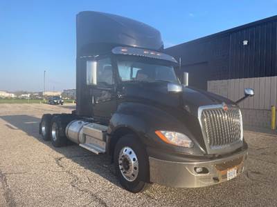 International LT625 Day Cab Truck - Cummins 450HP, 12 Speed Automatic