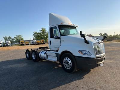 International LT625 Day Cab Truck - 430HP, 10 Speed Automatic