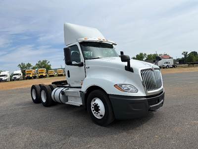 International LT625 Day Cab Truck - 430HP, 10 Speed Automatic