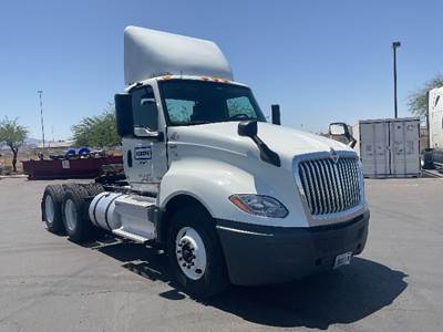 International LT625 Day Cab Truck - 430HP, 10 Speed Automatic