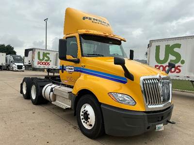 International LT625 Day Cab Truck - 430HP, 10 Speed Automatic