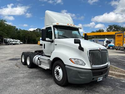 International LT625 Day Cab Truck - 430HP, 10 Speed Automatic