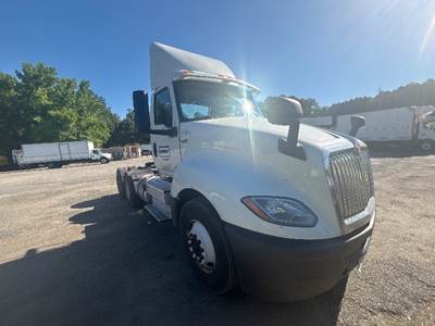 International LT625 Day Cab Truck - 430HP, 10 Speed Automatic