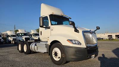 International LT625 Day Cab Truck - 430HP, 10 Speed Automatic