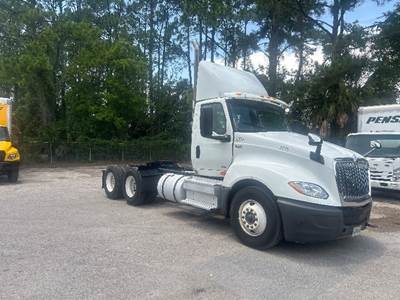 International LT625 Day Cab Truck - 450HP, 10 Speed Automatic