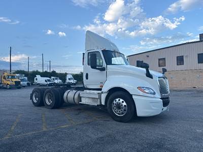 International LT625 Single Axle Day Cab Truck - 450HP, 10 Speed Manual