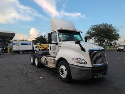 International LT625 Day Cab Truck - 430HP, 10 Speed Automatic