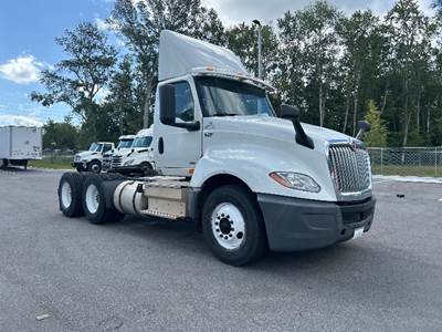 International LT625 Day Cab Truck - 430HP, 10 Speed Automatic