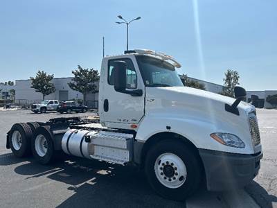 International LT625 Day Cab Truck - 430HP, 12 Speed Automatic