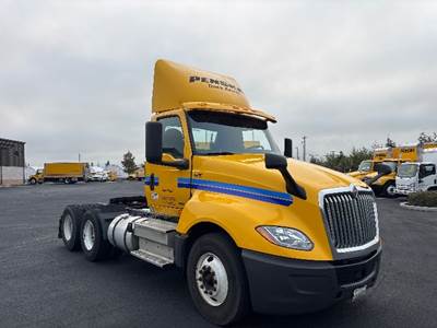 International LT625 Day Cab Truck - 430HP, 10 Speed Automatic