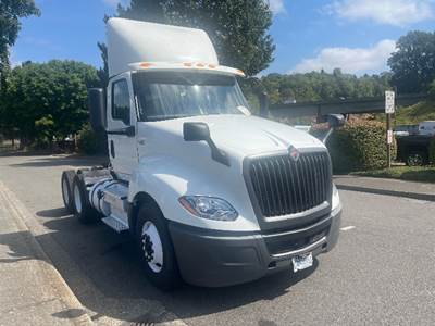 International LT625 Day Cab Truck - 430HP, 12 Speed Automatic