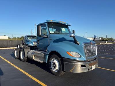 International LT625 Day Cab Truck - Cummins 450HP, 12 Speed Automatic