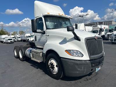 International LT625 Day Cab Truck - 430HP, 12 Speed Automatic