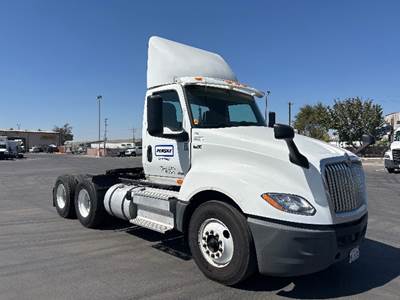 International LT625 Day Cab Truck - 430HP, 10 Speed Automatic