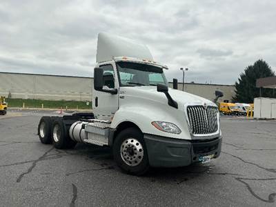 International LT625 Day Cab Truck - 430HP, 10 Speed Automatic