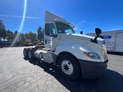 International LT625 Day Cab Truck - 430HP, 10 Speed Automatic