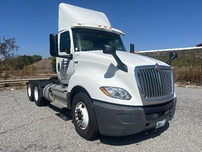 International LT625 Day Cab Truck - 430HP, 12 Speed Automatic