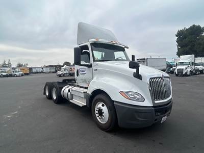 International LT625 Day Cab Truck - 430HP, 10 Speed Automatic
